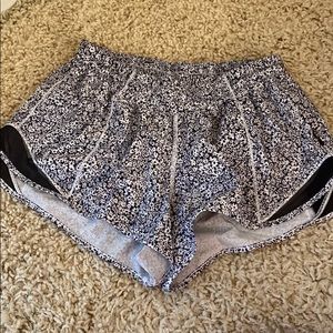 Lulu shorts hotty hot